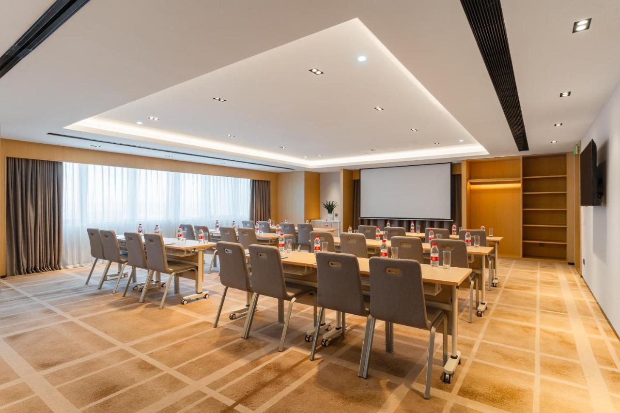 Hyatt Place Changchun Jingyue Екстер'єр фото